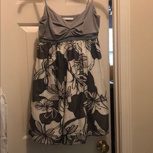 Susana Monaco grey and white floral sundress